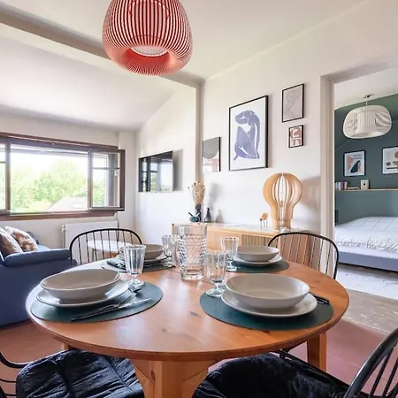 : T2 Au Calme Avec Parking Apartment Annecy