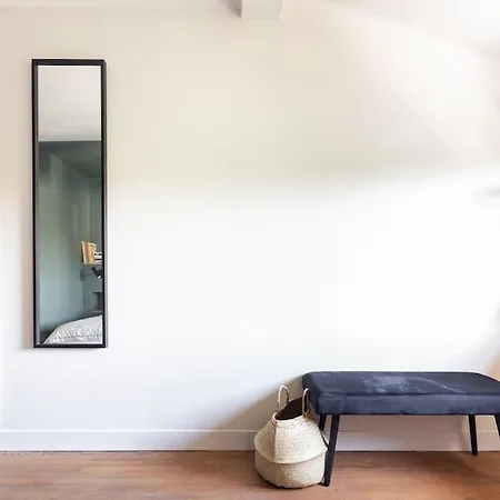 Apartment : T2 Au Calme Avec Parking Annecy